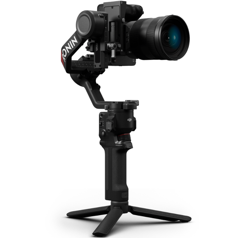 DJI RS 4 Pro Gimbal Stabilizer Combo